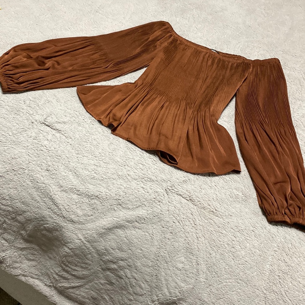 Brand new fall top